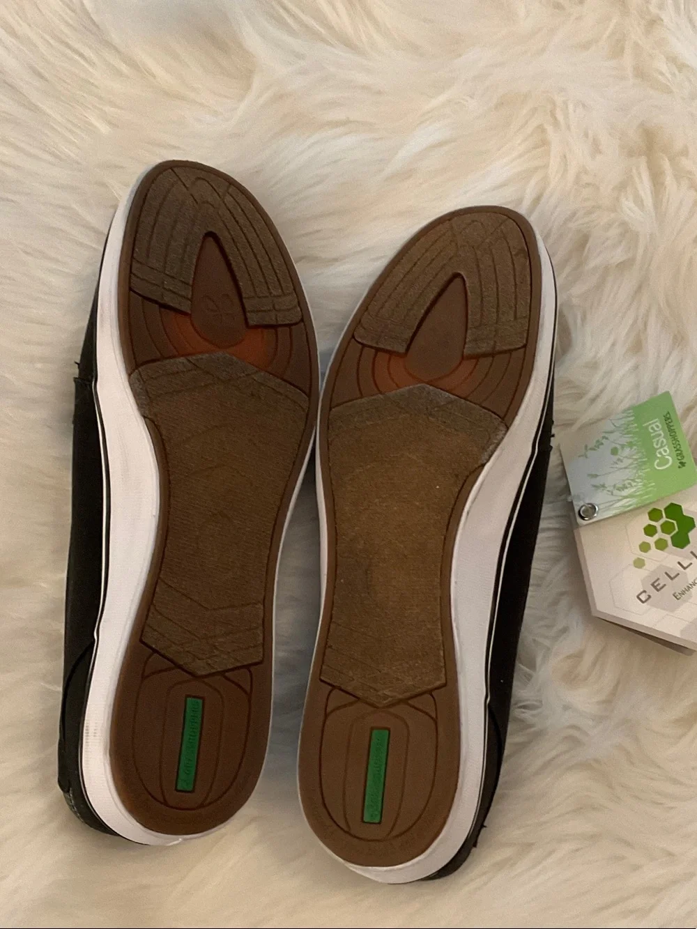 Comfortable Black Slip-On Shoes/Velcro Closure/comfort